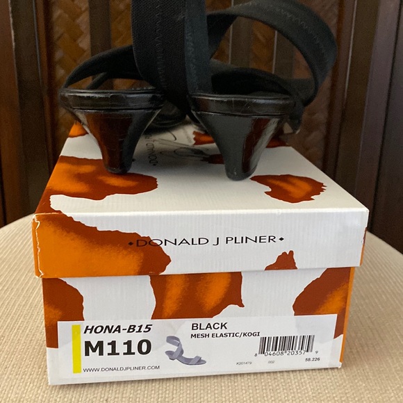 DONALD J. PLINER - Black Strappy Elastic 11M - Picture 4 of 6